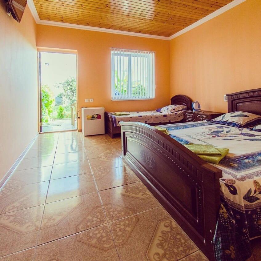 Mini Hotel Vavilon New Athos Bagian luar foto