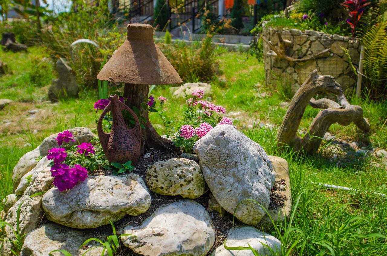 Mini Hotel Vavilon New Athos Bagian luar foto